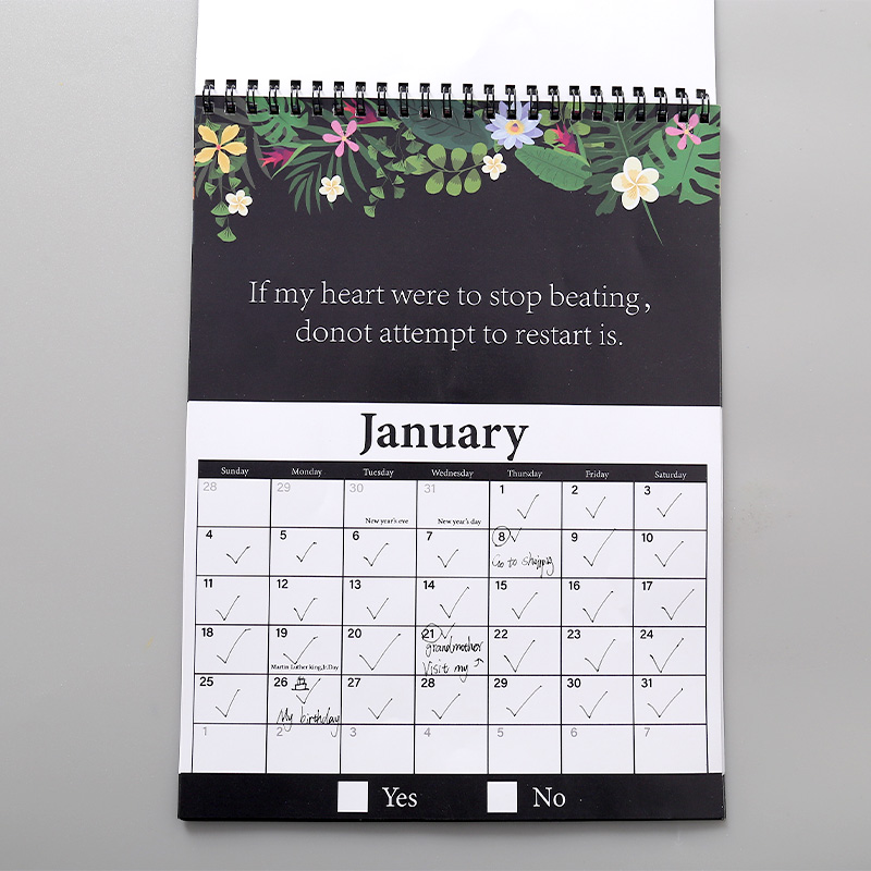 Calendário de papel grosso encadernado em espiral